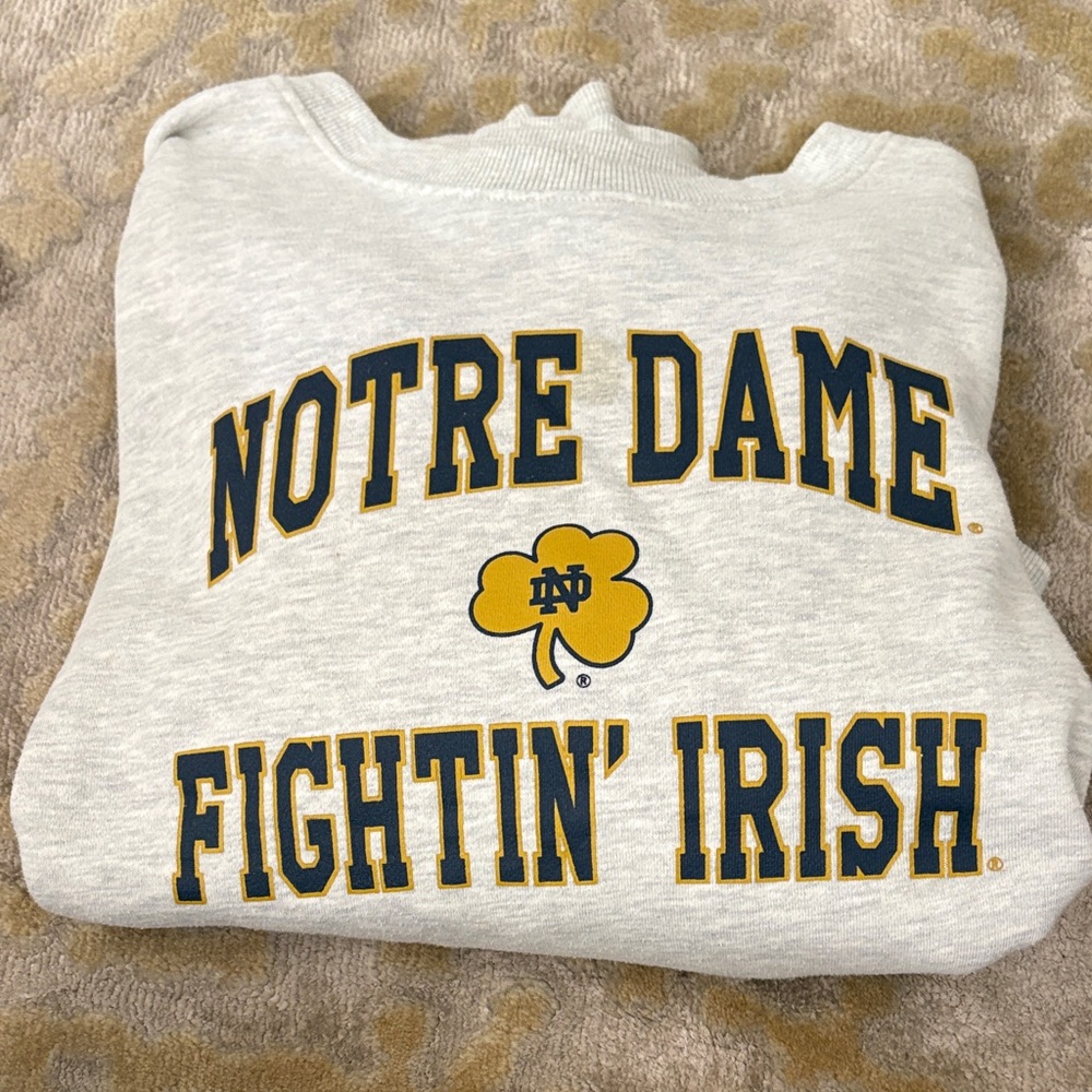 Notre Dame Women's Gray Sweater